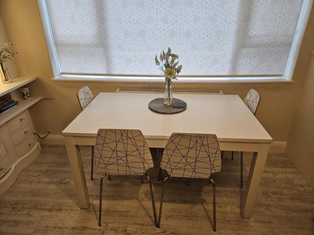 Leigh-On-Sea Retreat - 2 Bedroom Apartment Bagian luar foto
